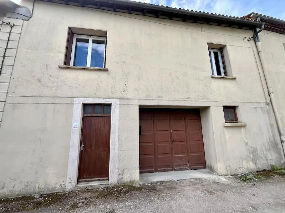 Vakantiehuis La Petite Ourse Maison De Village A Oust