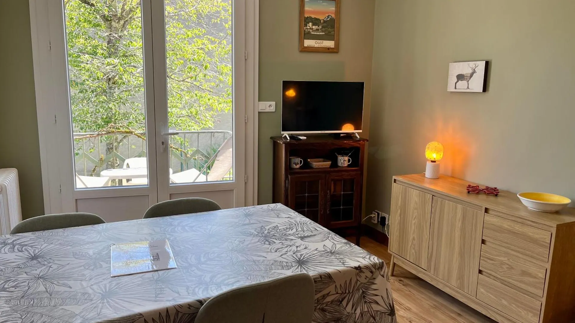 Holiday home La Petite Ourse Maison De Village A Oust France